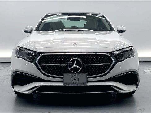 Used 2026 Mercedes-Benz E 350 Sedan image 3