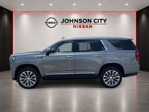 Used 2021 GMC Yukon Denali w/ Denali Premium Package AWD/4WD image 7