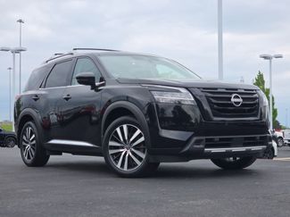 Certified 2024 Nissan Pathfinder Platinum w/ Black Appearance Package FWD 360° Tour