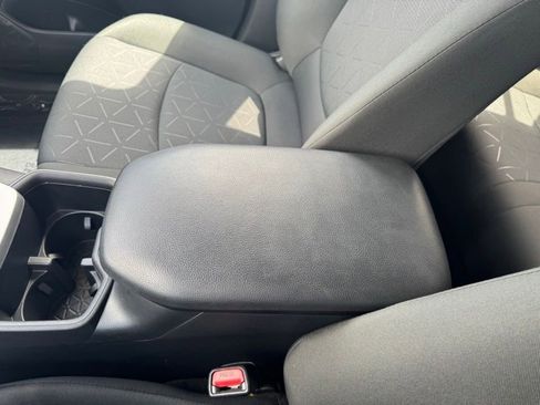 Certified 2024 Toyota RAV4 XLE AWD/4WD image 22