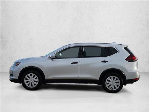 Used 2019 Nissan Rogue S FWD image 9