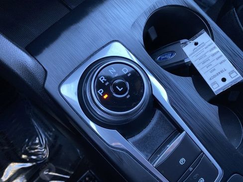 Certified 2025 Ford Escape ST-Line image 23