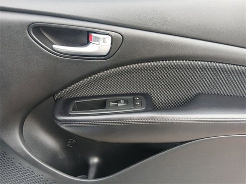 Used 2015 Dodge Dart SXT image 16