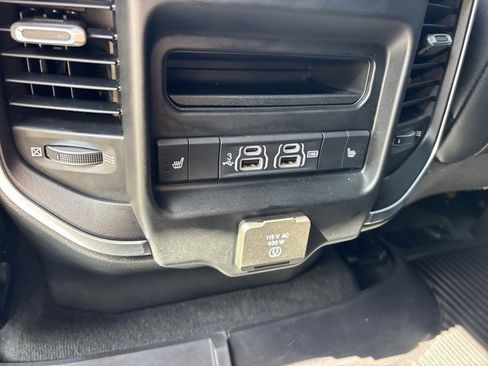 Used 2020 RAM 1500 Laramie image 19