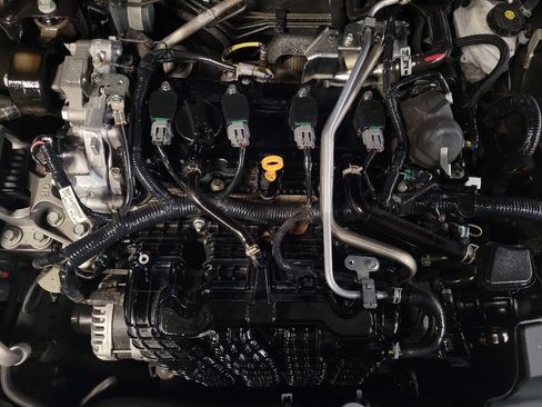 Used 2024 Nissan Altima 2.5 SV image 30