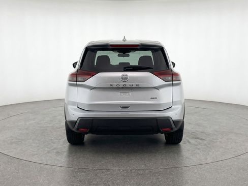 Used 2025 Nissan Rogue SV AWD/4WD image 7