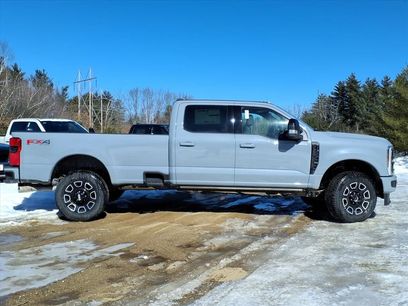 New 2026 Ford F350 Platinum w/ FX4 Off-Road Package