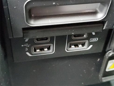 Used 2020 Jeep Cherokee Trailhawk w/ Cold Weather Group image 13