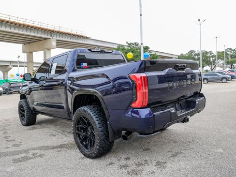 Used 2025 Toyota Tundra Platinum AWD/4WD image 10