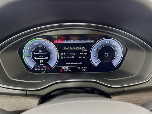 Used 2021 Audi Q5 e Prestige image 17