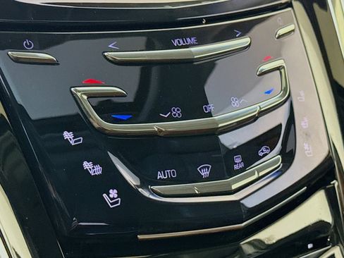 Used 2016 Cadillac Escalade Premium image 20