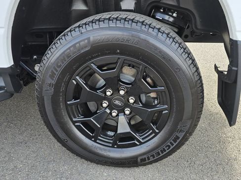 Certified 2025 Ford F150 Lightning XLT AWD/4WD image 9