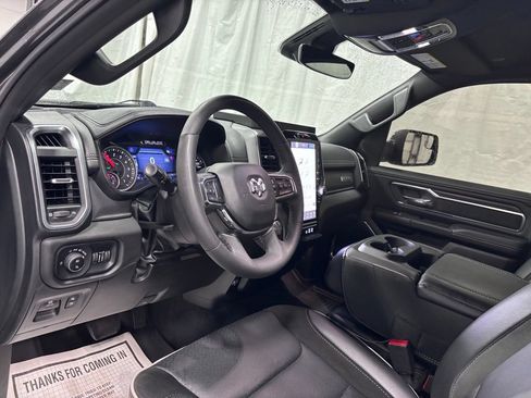 Used 2025 RAM 1500 Laramie AWD/4WD image 15