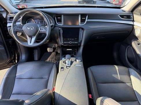 Used 2019 INFINITI QX50 Essential w/ Premium Audio Package image 17