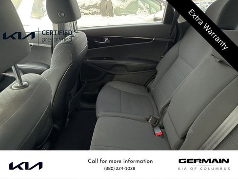Certified 2020 Kia Sorento L image 9
