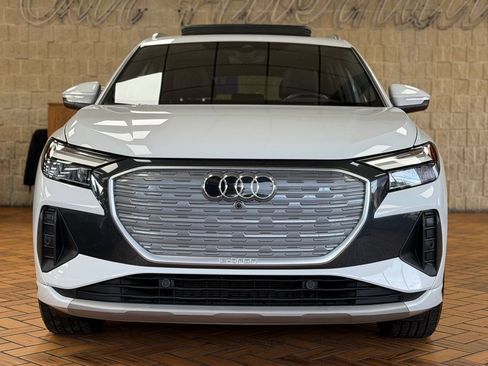 Used 2023 Audi Q4 e-tron Premium Plus w/ Premium Plus RWD image 3
