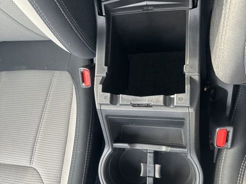 Used 2022 Subaru Forester Base image 20