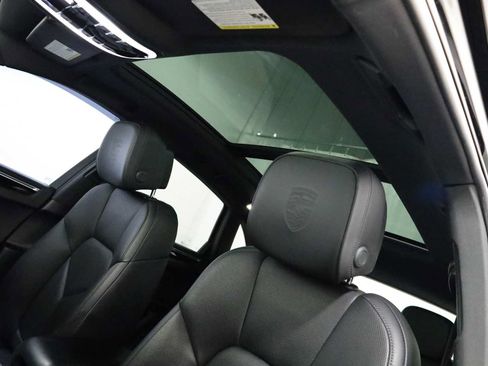 Used 2020 Porsche Macan GTS AWD/4WD image 19