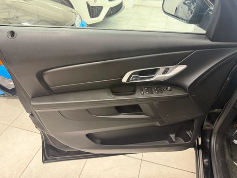 Used 2017 GMC Terrain SLE FWD image 13
