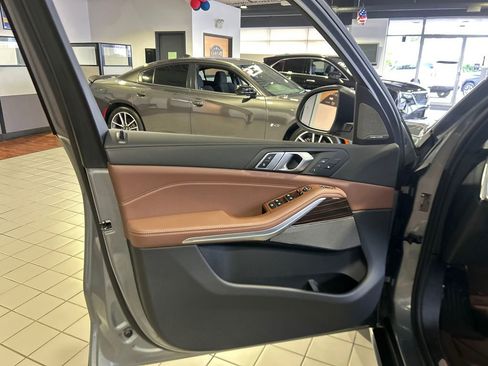 Used 2026 BMW X5 xDrive40i w/ Climate Comfort Package AWD/4WD image 16