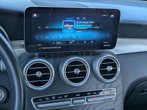 Used 2022 Mercedes-Benz GLC 300 image 9