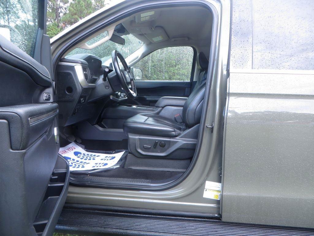 Used 2024 Ford Expedition Max XLT RWD image 10