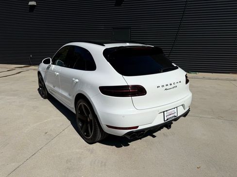 Used 2018 Porsche Macan GTS image 3
