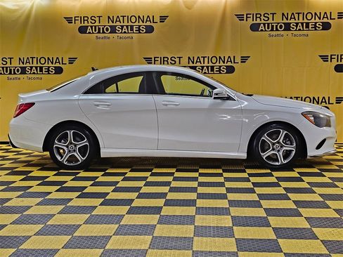 Used 2018 Mercedes-Benz CLA 250 image 2
