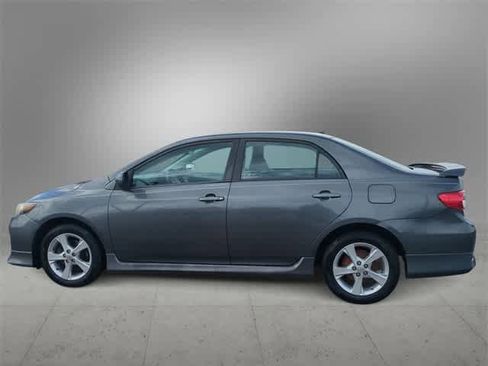 Used 2011 Toyota Corolla S image 5