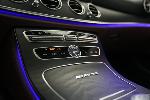Used 2018 Mercedes-Benz E 63 AMG S image 64