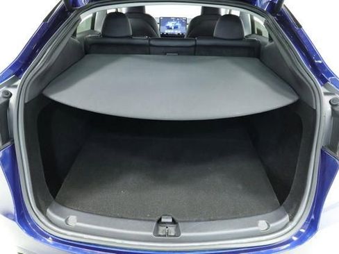 Used 2023 Tesla Model Y Long Range AWD/4WD image 35