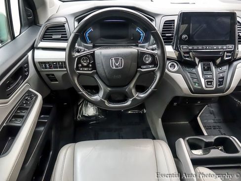 Used 2019 Honda Odyssey EX-L image 17