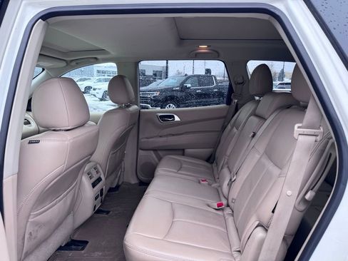 Used 2019 Nissan Pathfinder SL w/ SL Premium Package image 19