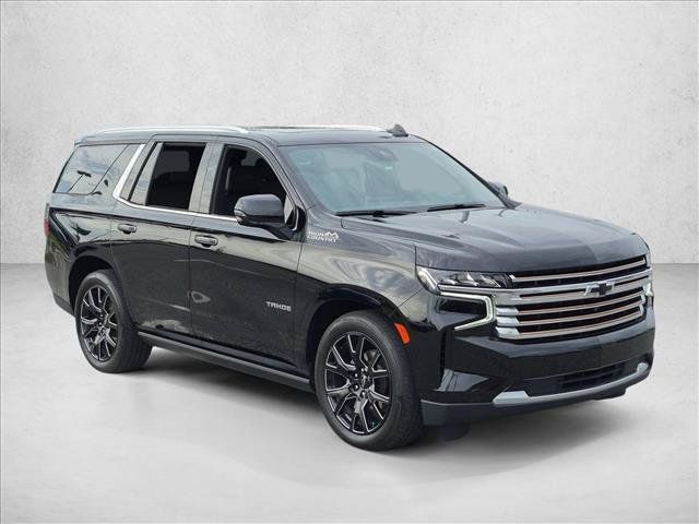Used 2024 Chevrolet Tahoe High Country AWD/4WD image 3