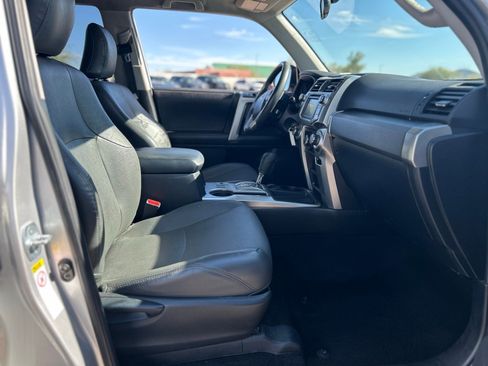 Used 2017 Toyota 4Runner SR5 image 11