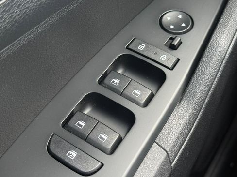 Certified 2025 Kia Sportage LX image 20