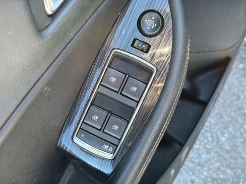 Used 2016 Chevrolet Impala LTZ image 24