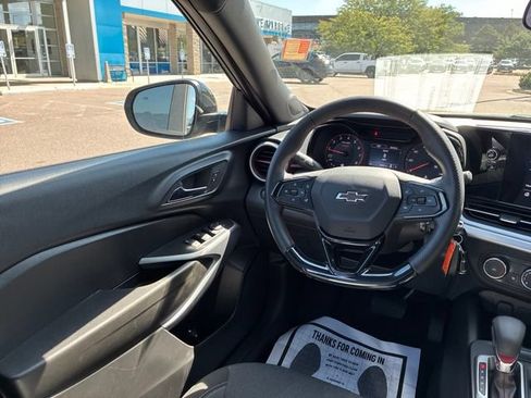 Certified 2024 Chevrolet Trax RS w/ Driver Confidence Package FWD image 16