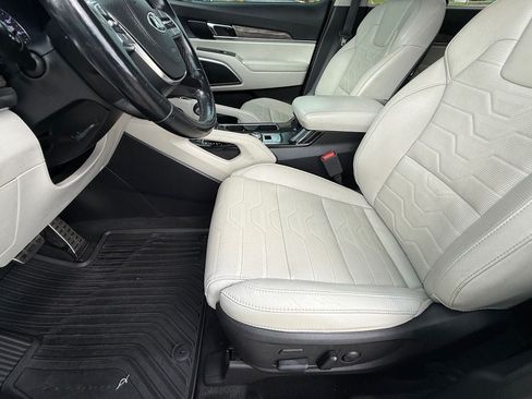 Used 2020 Kia Telluride SX w/ SX Prestige Package AWD/4WD image 12