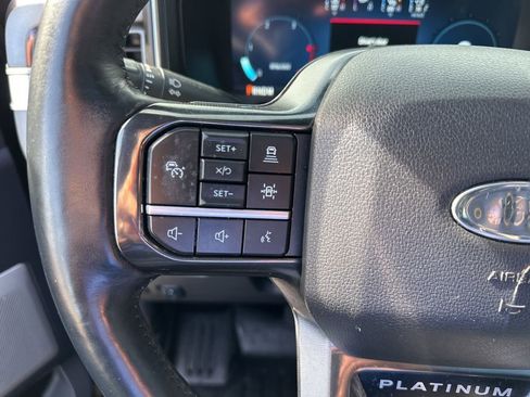 Used 2025 Ford F250 Platinum AWD/4WD image 15