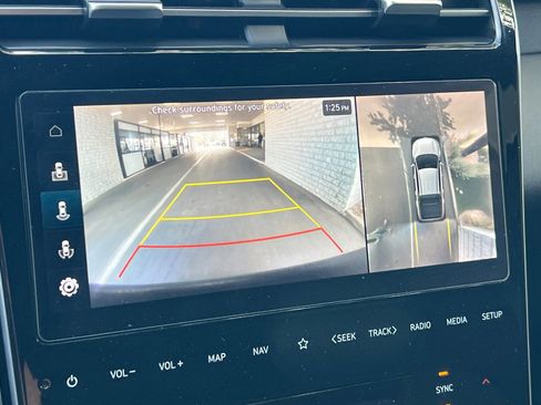 Used 2022 Hyundai Santa Cruz Limited image 19