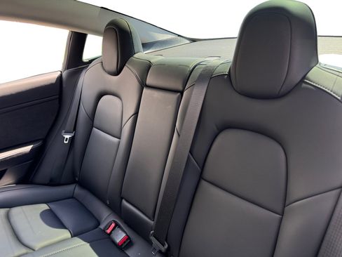 Used 2023 Tesla Model 3 Standard Range RWD image 13