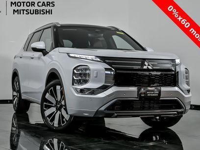 New 2025 Mitsubishi Outlander SEL