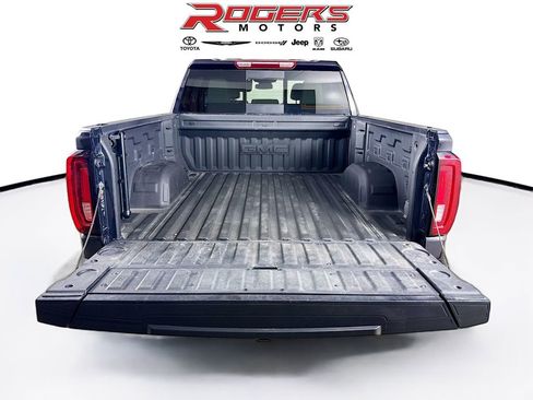 Used 2022 GMC Sierra 1500 SLT w/ SLT Convenience Package image 25
