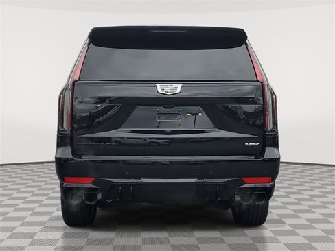 Certified 2024 Cadillac Escalade ESV V w/ LPO, ONYX Package image 5