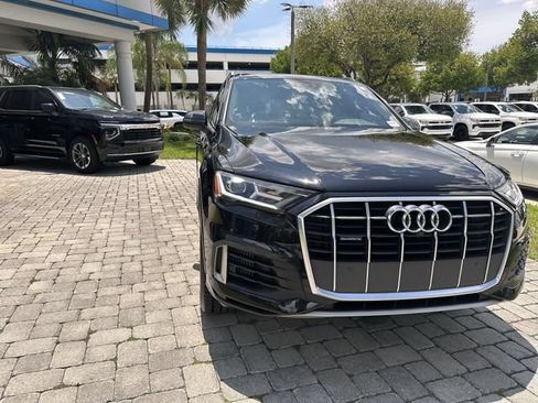 Used 2021 Audi Q7 3.0T Premium Plus w/ Premium Plus Package AWD/4WD image 17