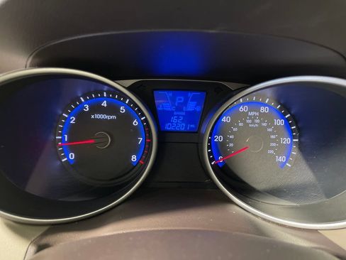 Used 2015 Hyundai Tucson GLS w/ Option Group 02 FWD image 20