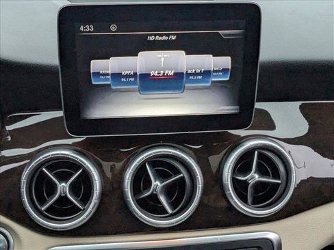 Used 2019 Mercedes-Benz CLA 250 image 11