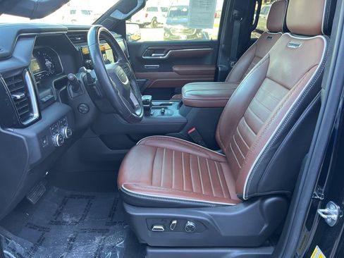Used 2024 GMC Sierra 1500 Denali Ultimate image 10