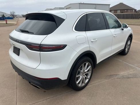 Used 2020 Porsche Cayenne image 5